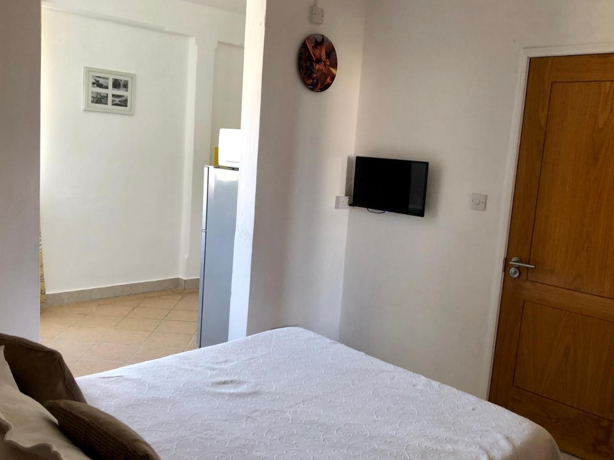 Sacha Tourist Residence 2 Маэбур Экстерьер фото